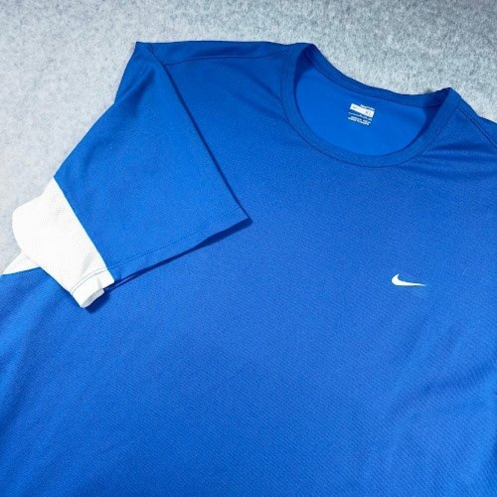 Nike Dri Fit Athletic T Shirt Mens XL Blue White Short Sleeve Gym Workout Swoosh
